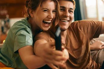 Ainda vale a pena assinar o combo de serviços da operadora de TV?