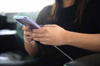 Prefeitura de Porto Velho alerta sobre riscos do uso de celulares conectados à rede elétrica