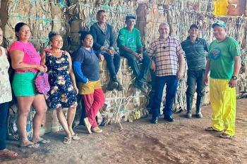 Vereador Everaldo Fogaça visita cooperativa de catadores de reciclados em situação crítica e promete apoio