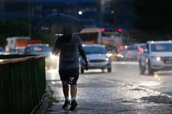 Inmet prevê final de semana de chuvas nas regiões Sul e Sudeste