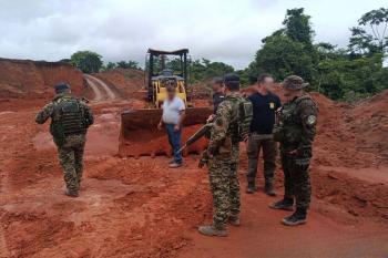 Força integrada desarticula garimpo ilegal e apreende maquinários