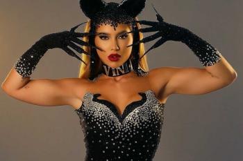 Virginia usa coleira com nome de Vini Jr. e recria look histórico do Carnaval