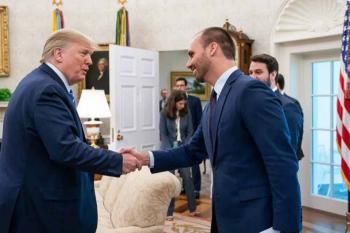 Eduardo Bolsonaro diz que recebeu com pesar decisão dos EUA de retirar sanções contra Moraes