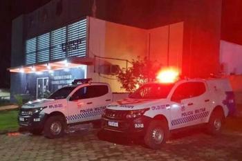 Homem é esfaqueado no pescoço durante tentativa de homicídio em Jaru