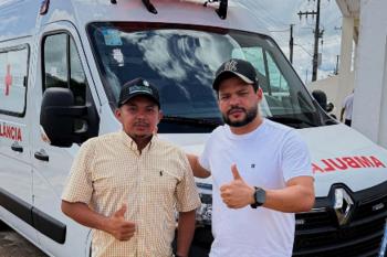 Deputado Edevaldo Neves entrega ambulância de R$ 350 mil para Machadinho do Oeste e reforça saúde no município