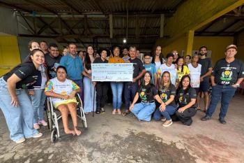 Em Chupinguaia, Sílvia Cristina anuncia R$ 770 mil para a saúde e participa da entrega de R$ 100 mil para a Apae