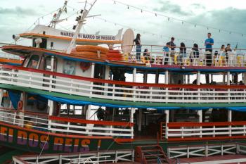 Experiência emocionante reúne famílias e estudantes em aula no rio Madeira