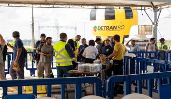 Direção defensiva é tema de palestra para cerca de mil colaboradores da Santo Antônio Energia