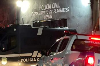 Homem é preso após furtar placa de sinalização no Centro 