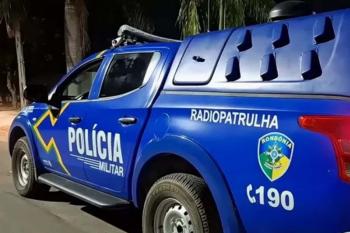  Filho é preso após agredir a própria mãe e tentar matá-la com faca