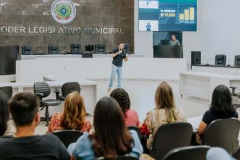 Audiência pública apresenta revisão do PPA e planejamento orçamentário para 2027