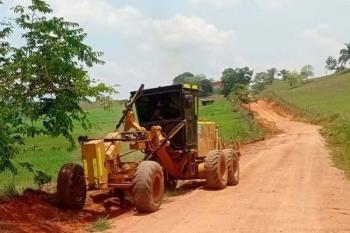 Prefeitura segue com recuperação de estradas rurais de Epigão do Oeste