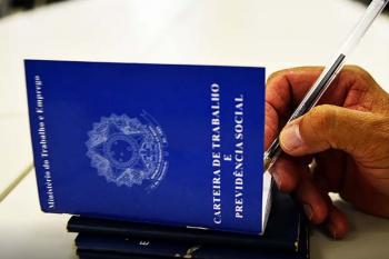 Desemprego fica em 5,4% no trimestre encerrado em janeiro de 2026