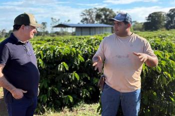 Pedro Fernandes visita agroindústria de café em Alto Paraíso e defende valorização dos produtores rurais  