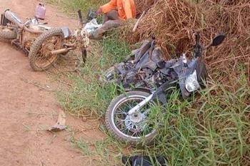 Motociclista menor foge da polícia e provoca colisão frontal na zona rural