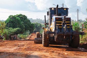 Prefeitura inicia trabalhos para pavimentação da Rua Sergipe, no Setor 1A