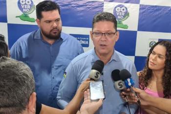Atendendo solicitação do deputado Jean Oliveira DER segue com operação tapa-buracos na RO-383