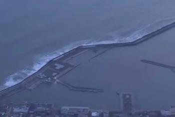 Terremoto de forte magnitude provoca alerta de tsunami e paralisa serviços no Japão