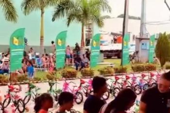 Festa das Crianças em Espigão do Oeste é marcada por diversão alegria e sorteiode 97 bicicletas