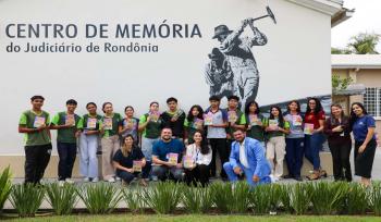 Alunos participam de júri simulado e conhecem história do Judiciário de Rondônia