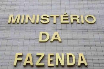 Fazenda comemora IPCA de 4,26% e projeta menor inflação do Plano Real