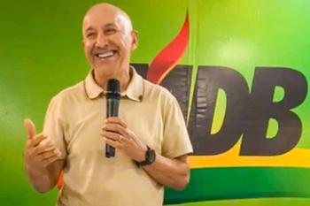 Depois de pesquisa desfavorável, Confúcio Moura descreve MDB como legenda de centro