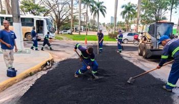 Prefeitura avança com tapa-buracos nos bairros em Ji-Paraná