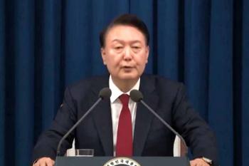 Ex-presidente sul-coreano é condenado à prisão perpétua por liderar insurreição