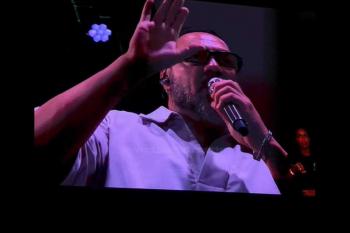 “Não misturem as coisas”: Belo reage a gritos por Viviane Araújo durante show