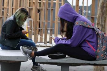 Na era da IA, inclusão digital deve ser crítica, defende educadora