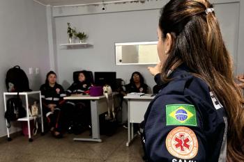 Treinamento reforça comunicação e atendimento humanizado