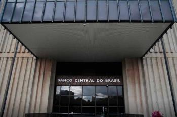 Copom se reúne nesta quarta com petróleo sob pressão da guerra