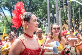 Campanha contra assédio sexual no carnaval tem adesão de 18 estados