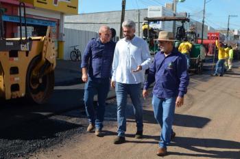 Wiveslando Neiva destaca parceria que leva investimentos históricos em infraestrutura para Cerejeiras
