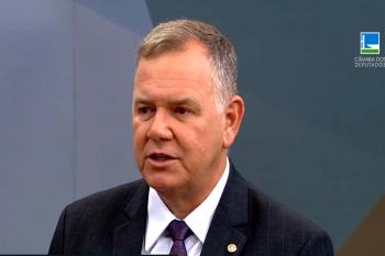 Projeto contra embargos ambientais avança na Câmara após aprovação de urgência