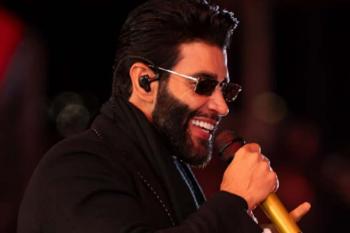 Justiça manda Gusttavo Lima pagar R$ 149 mil por citar número de celular em música