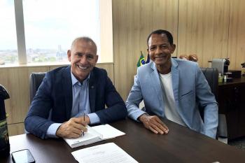 Deputado Ezequiel Neiva amplia investimentos no setor rural de Nova Brasilândia do oeste