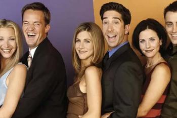 Elenco de Friends estaria irritado com Lisa Kudrow após ela revelar quanto eles ganham com a série