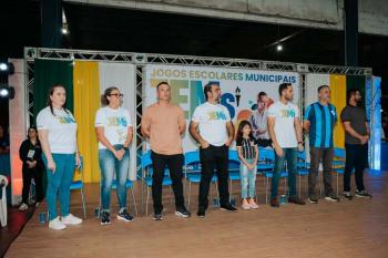 Prefeito Affonso Cândido faz abertura oficial do Jogos Escolares Municipais