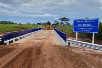 Prefeitura de Rolim de Moura entrega nova ponte de concreto na Linha 200 Lado Norte