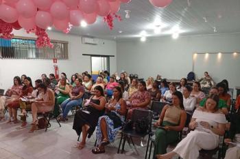 Prefeitura promove encontro com famílias no CRAS São Francisco com palestra sobre saúde da mulher