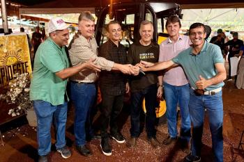 Lúcio Mosquini participa de comemorações pelos 45 anos de Espigão do Oeste