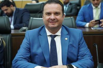 Deputado Dr. Luís do Hospital destina R$ 1,3 milhão para estradas rurais de Theobroma