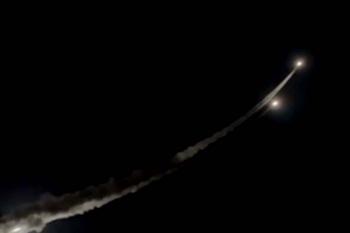 Mísseis do Irã atingem Israel após anúncio de trégua de Trump