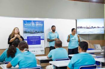 Documentário sobre a Festa do Divino na Comunidade Quilombola de Santa Cruz é exibido para alunos do EJA