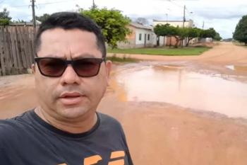 População cobra providências da prefeitura para problema antigo em via do bairor Santa Luzia