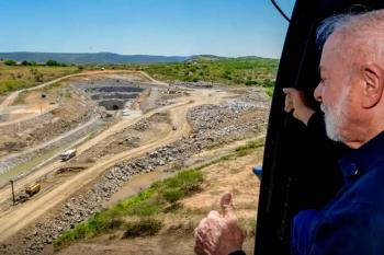 Lula inaugura túnel de transposição das águas do São Francisco no RN