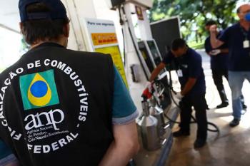 Em três meses, ANP fez 21 autuações por preço abusivo de combustível