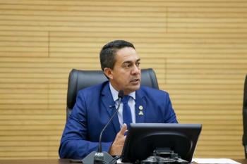 Eyder Brasil apresenta projeto para valorizar servidores da segurança pública que protegem a população fora do serviço