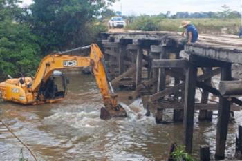 Prefeitura conclui reconstrução de ponte de 44 metros na Linha-90